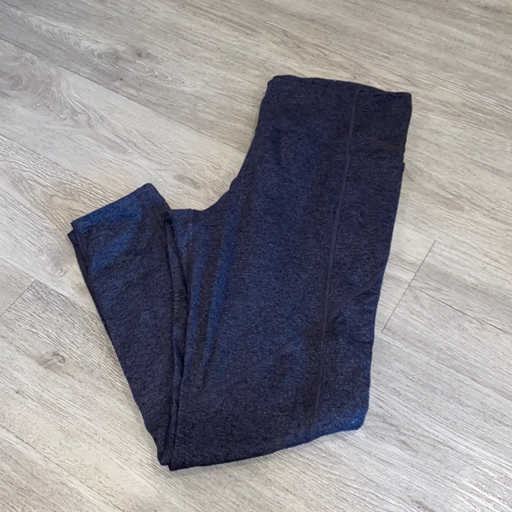 High rise soft leggings with pockets